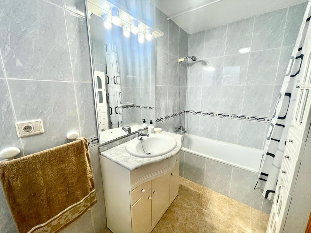 몬코파르 Apartamento Al Lado De La Playa 아파트 외부 사진